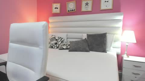 Gabriela salgado online show from December 27, 10:55 am