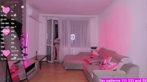 Snapshot of gabrielalove_ chatting on May 24, 7:30 pm Gabrielaaaa online show from May 24, 7:30 pm