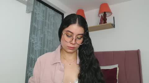 GabrielaRossa online show from December 18, 12:40 pm