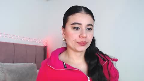 Snapshot of gabrielarossa chatting on April 18, 2:43 pm GabrielaRossa online show from April 18, 2:43 pm
