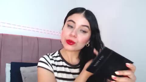 Snapshot of gabrielarossa chatting on May 16, 8:29 pm GabrielaRossa online show from May 16, 8:29 pm