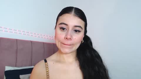 Snapshot of gabrielarossa chatting on May 25, 6:03 pm GabrielaRossa online show from May 25, 6:03 pm