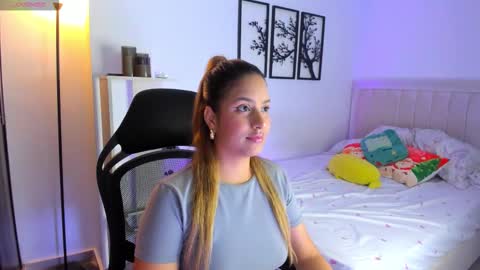 Gabriella online show from January 7, 9:06 pm