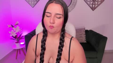 gabriella_evans_ online show from December 3, 5:37 am