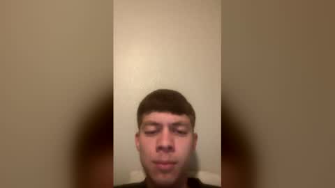 Snapshot of gabrielrea556 chatting on May 26, 5:20 pm gabrielrea556 online show from May 26, 5:20 pm