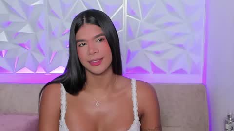 Snapshot of gaby_black_ chatting on November 18, 9:52 pm Gabriela online show from November 18, 9:52 pm