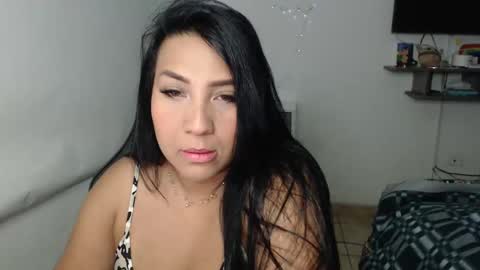 Snapshot of gaby_bluexx chatting on January 24, 11:59 am Gaby Blue online show from January 24, 11:59 am