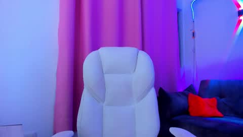 Snapshot of gaby_foox chatting on September 18, 1:57 pm gaby online show from September 18, 1:57 pm