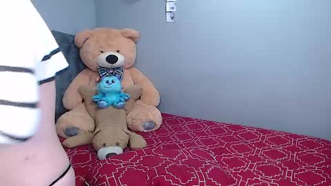 Gabriela online show from June 17, 7:37 pm