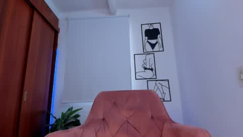    online show from May 21, 10:06 pm