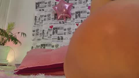 Gaby  online show from February 18, 6:48 pm