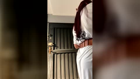 Snapshot of gaby_millerr chatting on May 11, 1:06 pm Gaby online show from May 11, 1:06 pm