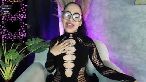          online show from November 20, 2:56 am