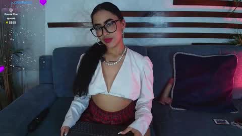          online show from December 4, 5:50 am