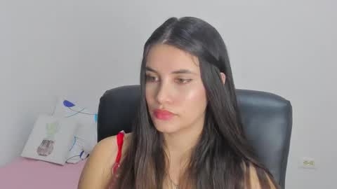 Gabriela online show from November 6, 10:32 pm