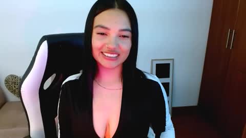 My name is Gabriela.. nice to meet you thumbs up please its very important to me online show from September 26, 8:24 pm