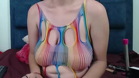 Snapshot of gaby_steven chatting on October 1, 8:20 am gaby_steven online show from October 1, 8:20 am