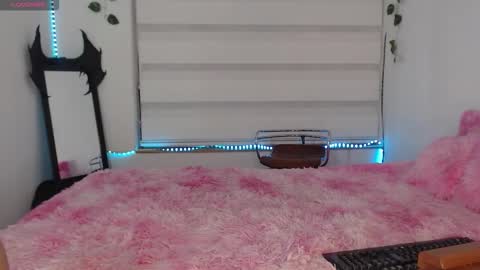 Snapshot of gaby_tailor_ chatting on September 18, 1:18 am Gaby online show from September 18, 1:18 am