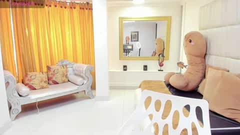 gabriela online show from February 28, 1:25 pm