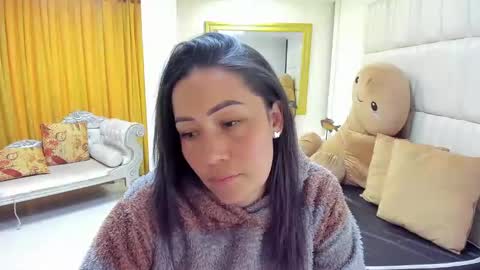 gabriela online show from March 3, 2:04 pm