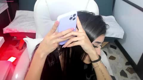 Snapshot of gabyowenss_ chatting on March 8, 2:04 am Gaby Owens online show from March 8, 2:04 am