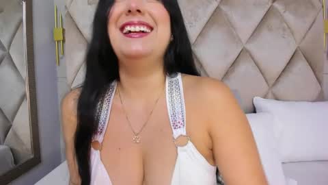 Gaby  online show from April 23, 12:15 pm