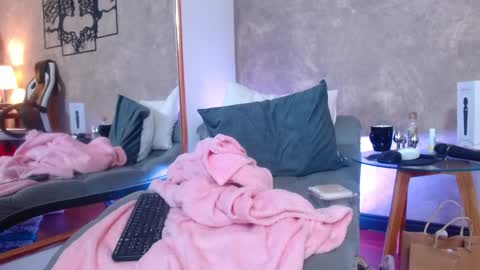 Gaby online show from December 28, 3:37 pm