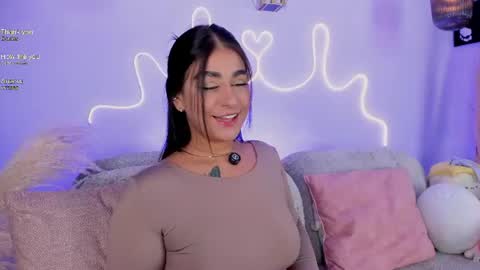 Snapshot of gabyrhodes chatting on July 17, 6:57 pm Gabriela let my eyes dazzle you with pleasure online show from July 17, 6:57 pm