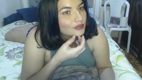 Snapshot of gabysot chatting on May 12, 8:17 pm gabysot online show from May 12, 8:17 pm