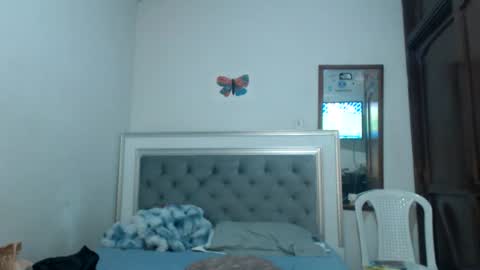 Snapshot of gabysot chatting on July 7, 6:12 pm gabysot online show from July 7, 6:12 pm