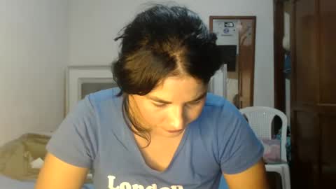 Snapshot of gabysot chatting on August 2, 6:28 pm gabysot online show from August 2, 6:28 pm