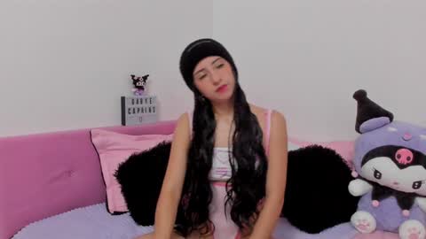 gabyye capprins online show from January 15, 7:44 pm