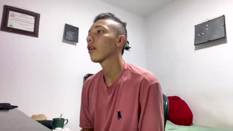 Snapshot of gadiel_sex chatting on May 22, 12:55 pm gadiel_sex online show from May 22, 12:55 pm