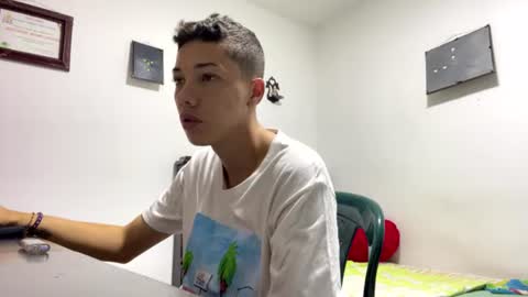 Snapshot of gadiel_sex chatting on June 17, 11:12 am gadiel_sex online show from June 17, 11:12 am