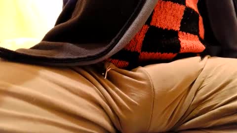 Snapshot of gae89tano chatting on March 4, 10:46 am gae89tano online show from March 4, 10:46 am