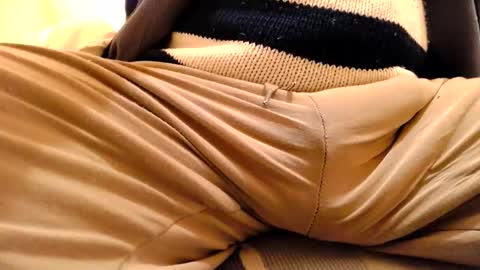 Snapshot of gae89tano chatting on March 5, 8:10 am gae89tano online show from March 5, 8:10 am