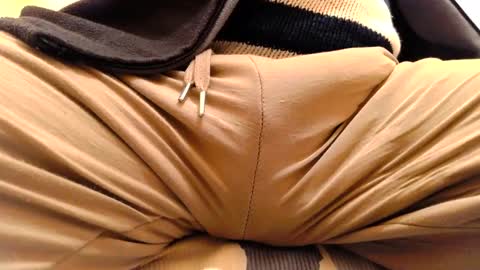 Snapshot of gae89tano chatting on March 8, 2:30 pm gae89tano online show from March 8, 2:30 pm