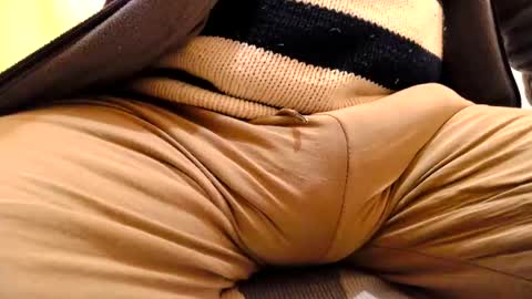 Snapshot of gae89tano chatting on March 10, 10:13 pm gae89tano online show from March 10, 10:13 pm