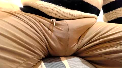 Snapshot of gae89tano chatting on March 12, 8:30 am gae89tano online show from March 12, 8:30 am