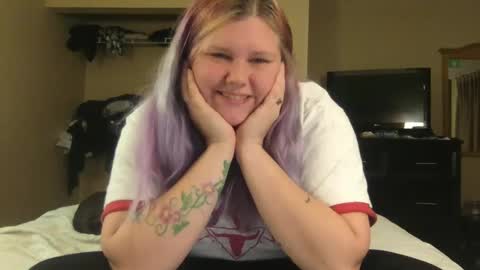 Snapshot of gaebaetae chatting on December 5, 4:55 pm Eryn online show from December 5, 4:55 pm