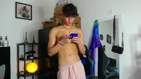 gael_jones online show from September 25, 2:37 am