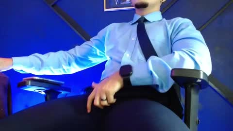gael_williams3 online show from March 12, 11:01 pm