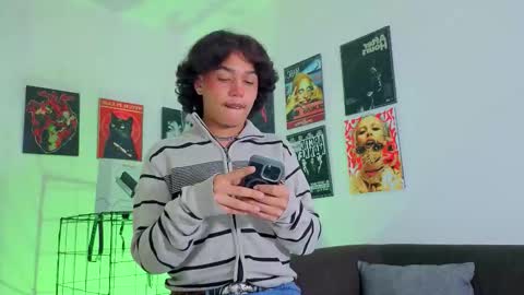 Gael Conner online show from October 25, 1:24 am