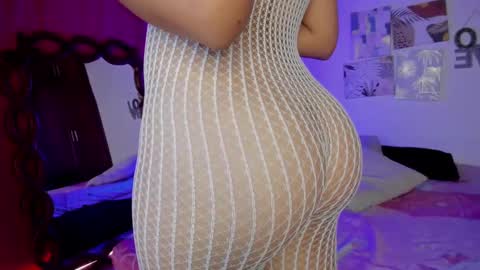 gaia_04 online show from October 2, 7:43 pm