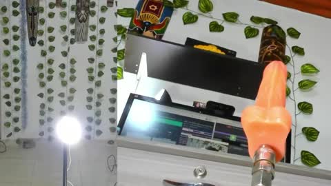 Snapshot of gaia_funny chatting on June 4, 11:05 am gaia_funny online show from June 4, 11:05 am