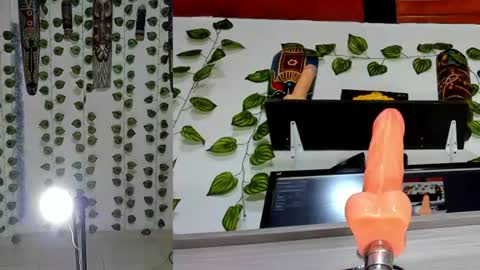 Snapshot of gaia_funny chatting on June 12, 11:09 am gaia_funny online show from June 12, 11:09 am
