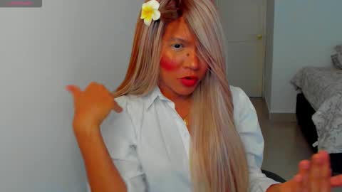 gaia_oficialll online show from January 9, 10:44 pm