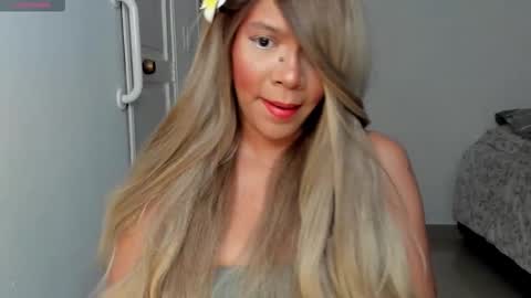 gaia_oficialll online show from February 20, 1:35 am