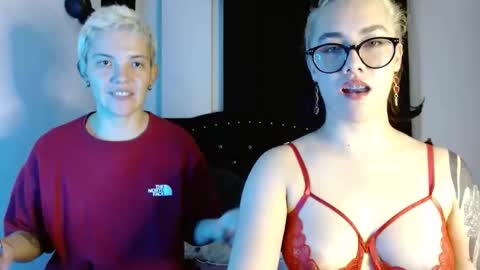 Snapshot of gaia_plath chatting on March 6, 2:08 am Gaia Plath online show from March 6, 2:08 am