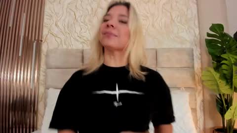 gaia_stonne online show from April 27, 11:30 am
